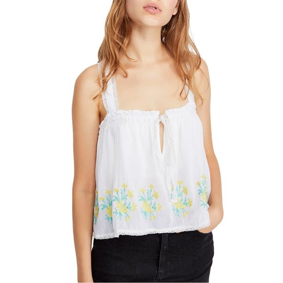 Free People Tops - NWT Free People Golden Hour Lace Trim Halter Embroidered Crop Top White Small